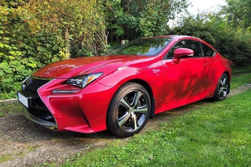 Begagnad Lexus RC300h 2017 Sportkupé