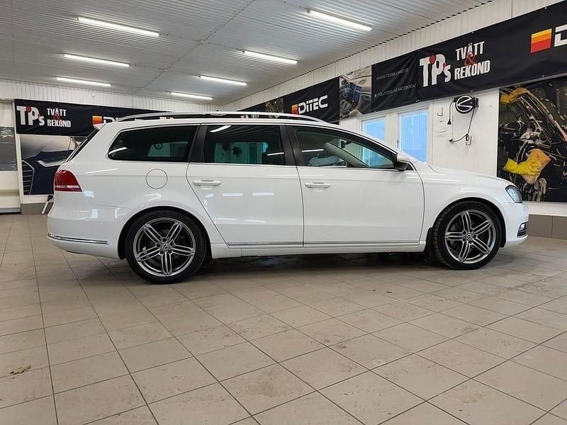 Begagnad VW Passat GT 170 HK (125 kW) 2012 Vit Kombi