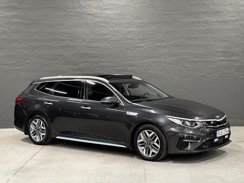 Grå metallic Begagnad 2019 Kia Optima Advance Kombi | 179 900 kr (Marknadspris) - Bild 1/4
