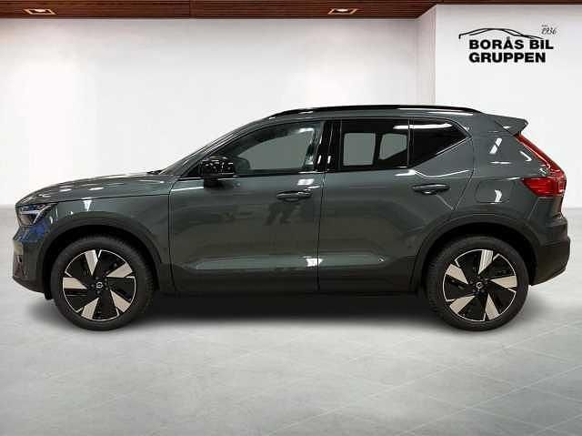 Begagnad Volvo EX40 Single Motor Extended Range 185 kW (252 HK) 2026 Grön SUV