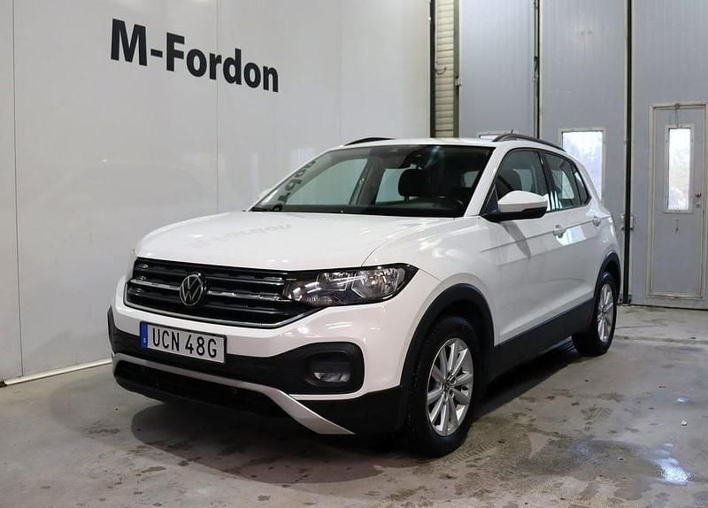 Vit Begagnad 2021 VW T-Cross S SUV | 139 900 kr (Marknadspris) - Bild 1/4