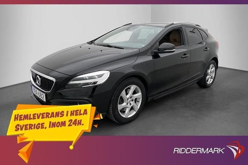 Begagnad Volvo V40 CC Plus 151 HK (111 kW) 2019 Svart Kombi