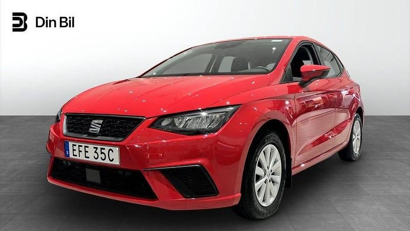 Röd Begagnad 2023 Seat Ibiza Style Halvkombi | 184 900 kr (Marknadspris) - Bild 1/4