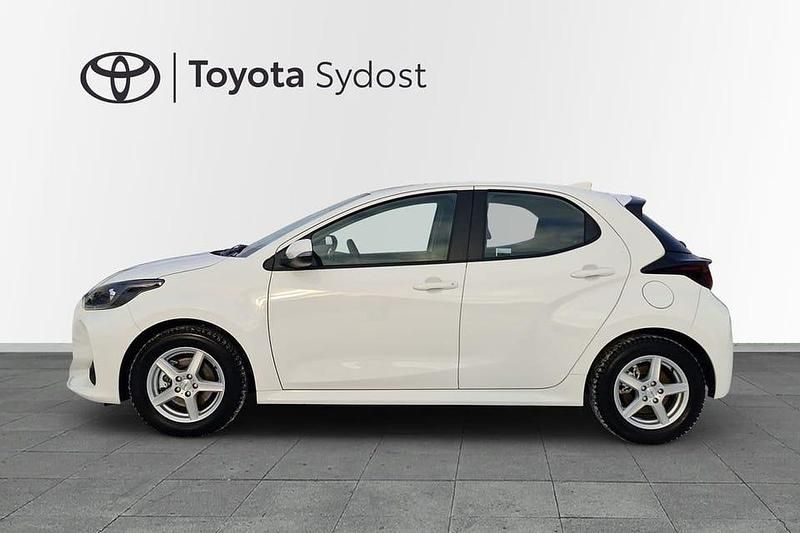 Begagnad Toyota Yaris Hybrid Active 117 HK (86 kW) 2024 Vit