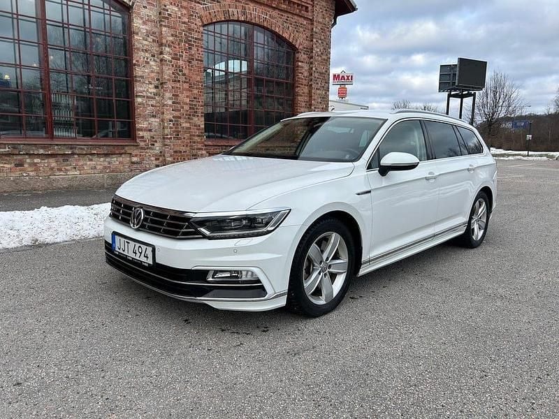 Begagnad 2018 VW Passat GTS | 228 900 kr (Marknadspris) - Bild 1/4
