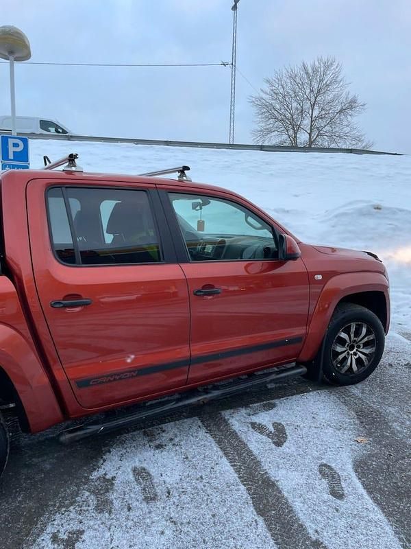 Begagnad VW Amarok 180 HK (132 kW) 2014 Tornado röd Pickup