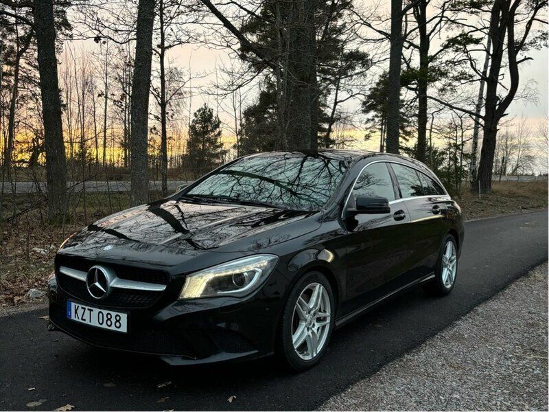 Svart Begagnad 2016 Mercedes CLA250 Shooting Brake Kombi | 190 000 kr (Bra pris) - Bild 1/4