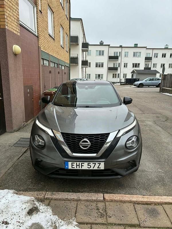 Begagnad 2021 Nissan Juke Enigma SUV | 190 000 kr (Bra pris) - Bild 1/4