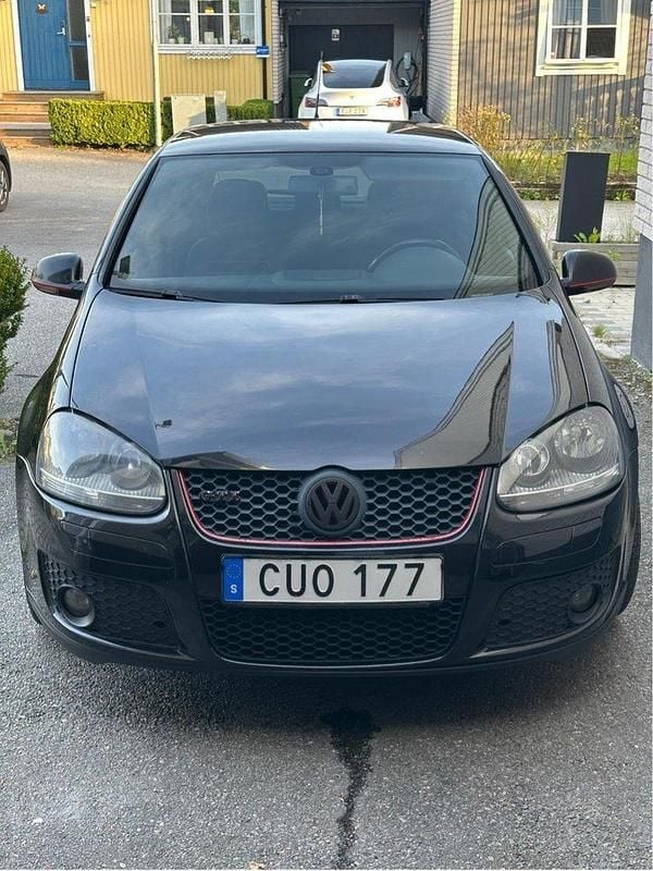 Svart Begagnad 2008 VW Golf VI GTI Halvkombi | 59 000 kr (Bra pris) - Bild 1/4