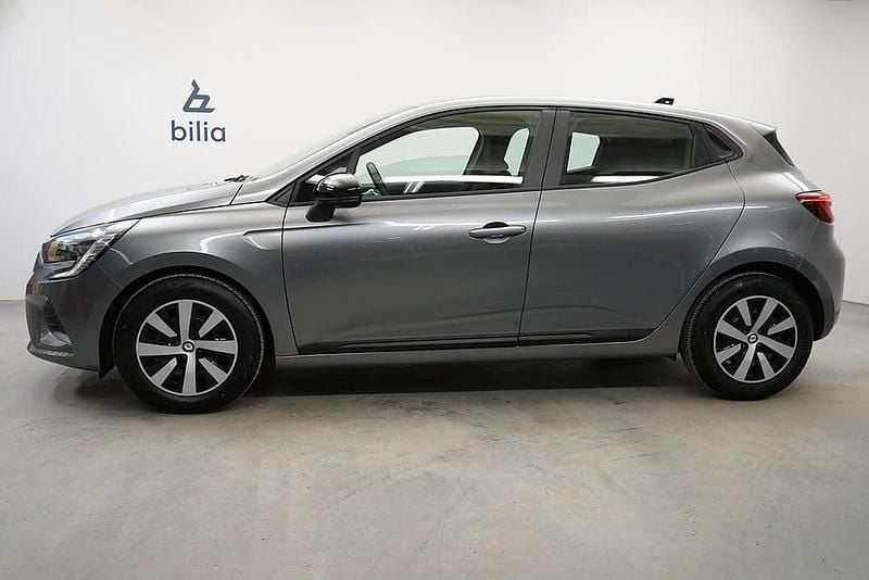 Begagnad Renault Clio V Equilibre 91 HK (66 kW) 2023 Grå Halvkombi