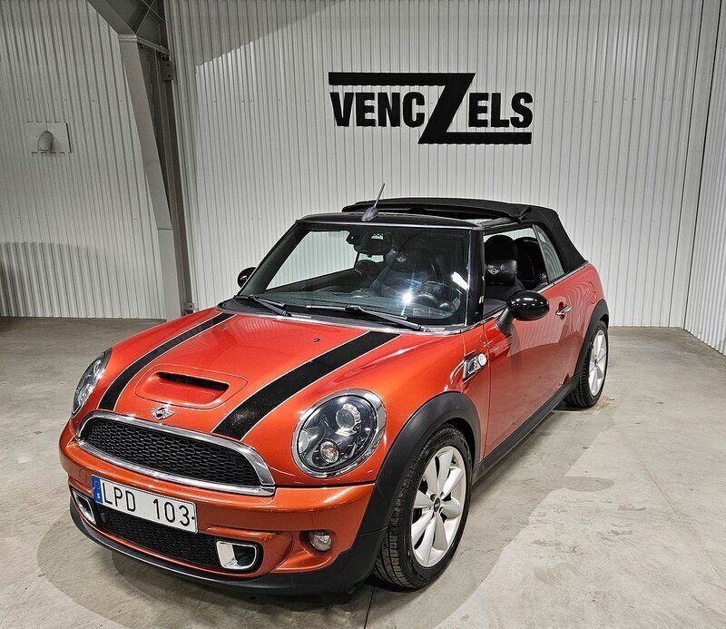 Orange (orange metallic (pearl)) Begagnad 2011 Mini Cooper SD Cabriolet Sport Cab | 109 000 kr - Bild 1/4