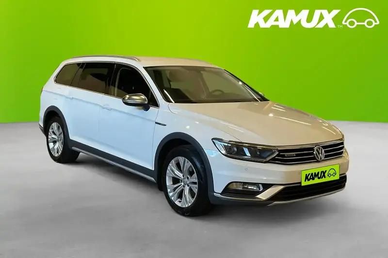 Vit Begagnad 2017 VW Passat Kombi | 174 900 kr (Marknadspris) - Bild 1/4