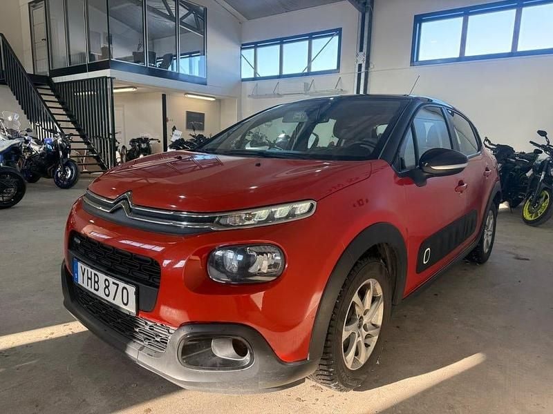 Begagnad Citroën C3 PureTech 82 HK (60 kW) 2016 Orange Halvkombi