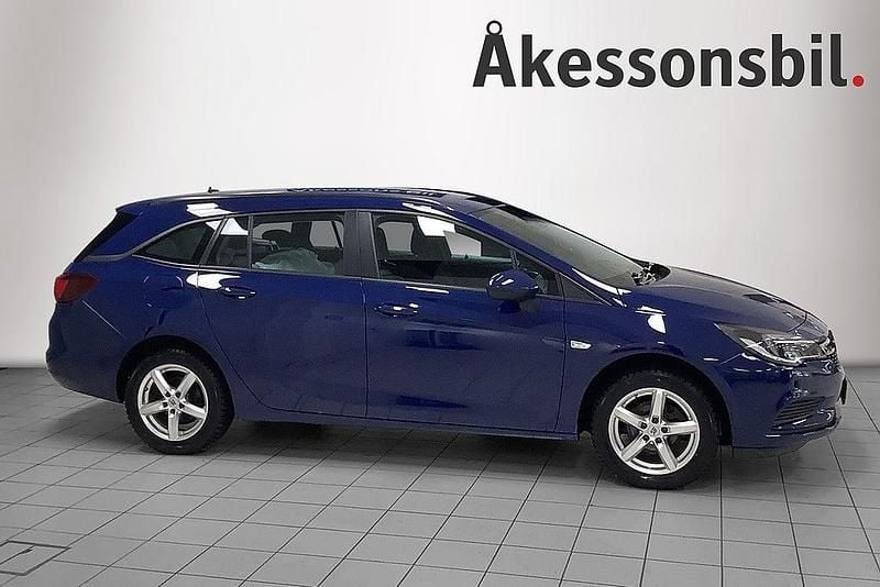 Begagnad Opel Astra 110 HK (80 kW) 2018 Blå Kombi
