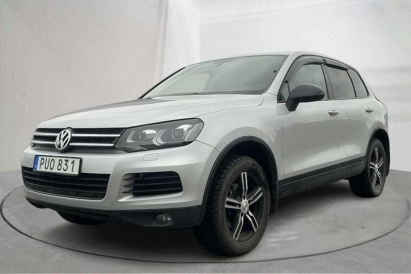 Silver Begagnad 2014 VW Touareg SUV | 120 000 kr (Bra pris) - Bild 1/4