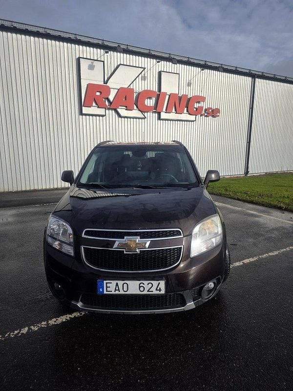 Brun Begagnad 2013 Chevrolet Orlando Minibuss | 60 000 kr (Marknadspris) - Bild 1/4
