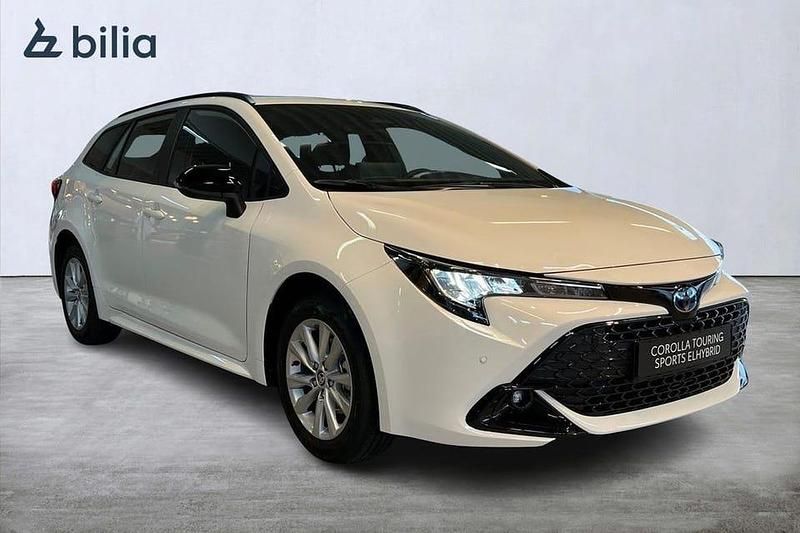 Ny Toyota Corolla Active 141 HK (103 kW) 2025 Kombi