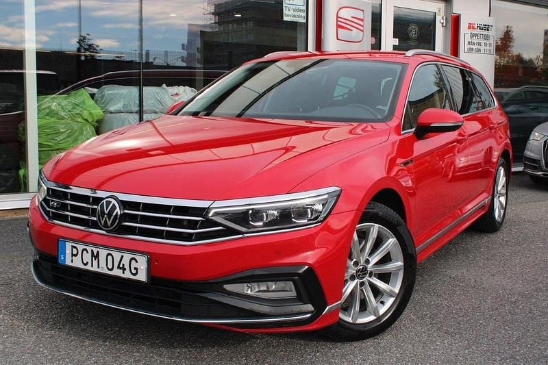 Röd Begagnad 2021 VW Passat GT Kombi | 239 900 kr (Bra pris) - Bild 1/4