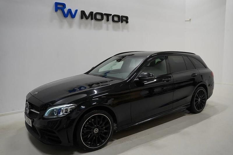 Begagnad Mercedes C220 AMG 194 HK (142 kW) 2021 Svart Kombi