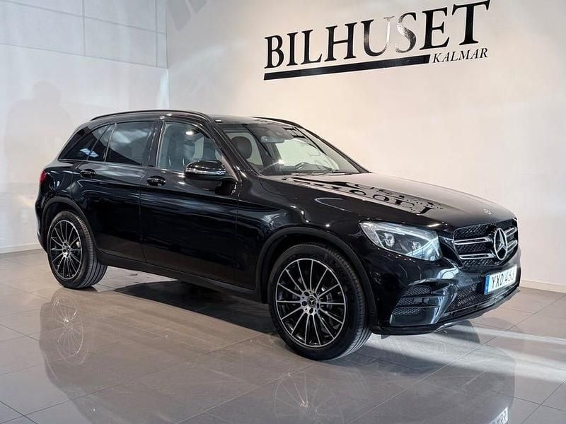 Svart Begagnad 2017 Mercedes GLC220 SUV | 229 900 kr (Marknadspris) - Bild 1/4