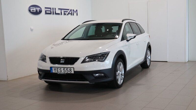Vit Begagnad 2016 Seat Leon X-Perience 4Drive Kombi | 127 500 kr (Lite dyr) - Bild 1/4