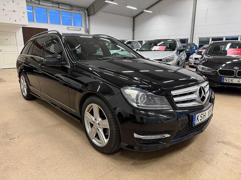 Begagnad Mercedes C220 AMG line 173 HK (127 kW) 2012 Svart Kombi