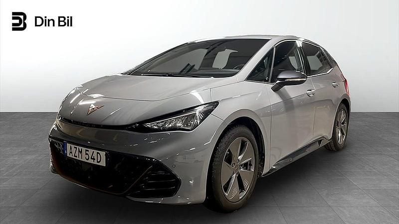 Grå Begagnad 2023 Cupra Born Halvkombi | 259 900 kr (Marknadspris) - Bild 1/4