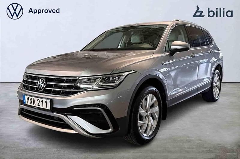 Silver Begagnad 2023 VW Tiguan Allspace SUV | 414 900 kr - Bild 1/1