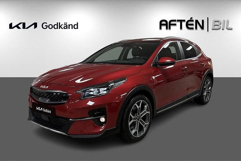 Röd Begagnad 2022 Kia XCeed Advance SUV | 244 800 kr (Marknadspris) - Bild 1/3