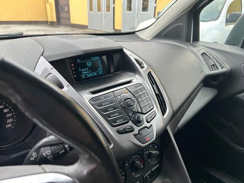 Begagnad Ford Transit Connect 95 HK (69 kW) 2015 Vit Minibuss