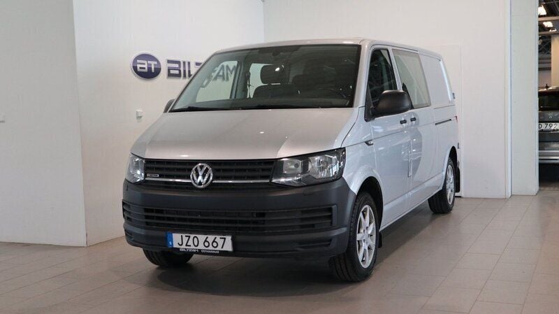 Silver Begagnad 2016 VW T6 Van | 274 900 kr (Dyr) - Bild 1/4