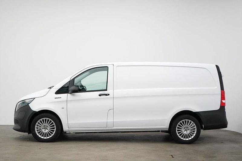 Begagnad Mercedes e-Vito 85 kW (116 HK) 2025 Vit Minibuss