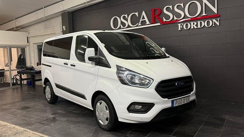 Begagnad Ford Transit Custom 173 HK (127 kW) 2019 Vit Kombi