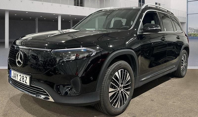 Svart Begagnad 2024 Mercedes EQB300 SUV | 489 000 kr (Marknadspris) - Bild 1/1