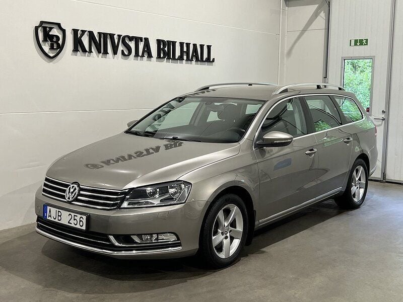 Ljusbrun Begagnad 2013 VW Passat Kombi | 114 900 kr - Bild 1/4