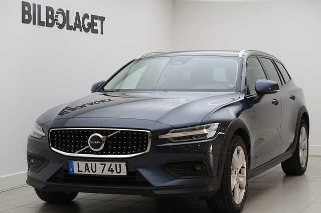Begagnad 2024 Volvo V60 CC Kombi | 409 800 kr (Marknadspris) - Bild 1/4