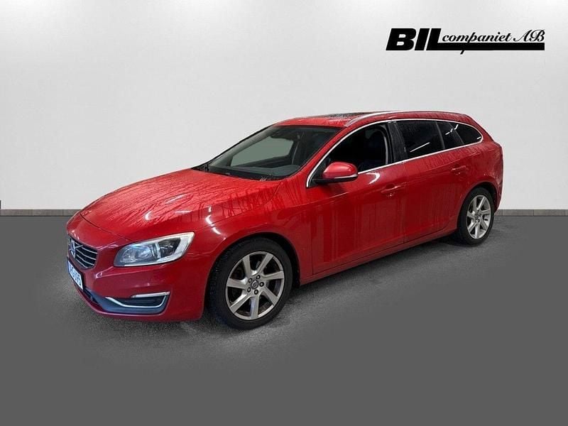 Röd Begagnad 2014 Volvo V60 Summum Kombi | 99 000 kr (Bra pris) - Bild 1/4