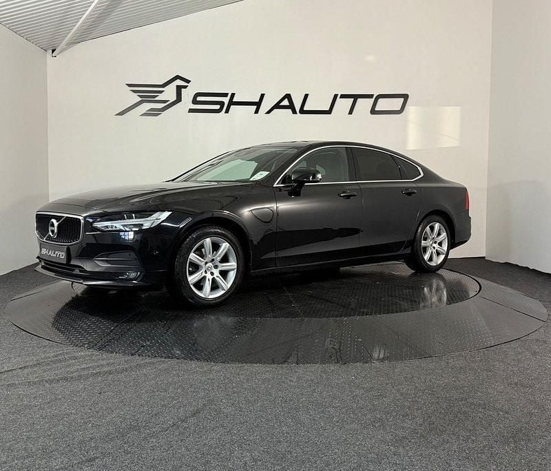 Svart Begagnad 2017 Volvo S90 Momentum Sedan | 189 900 kr (Marknadspris) - Bild 1/4