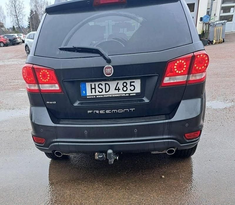 Begagnad Fiat Freemont 280 HK (205 kW) 2015 SUV