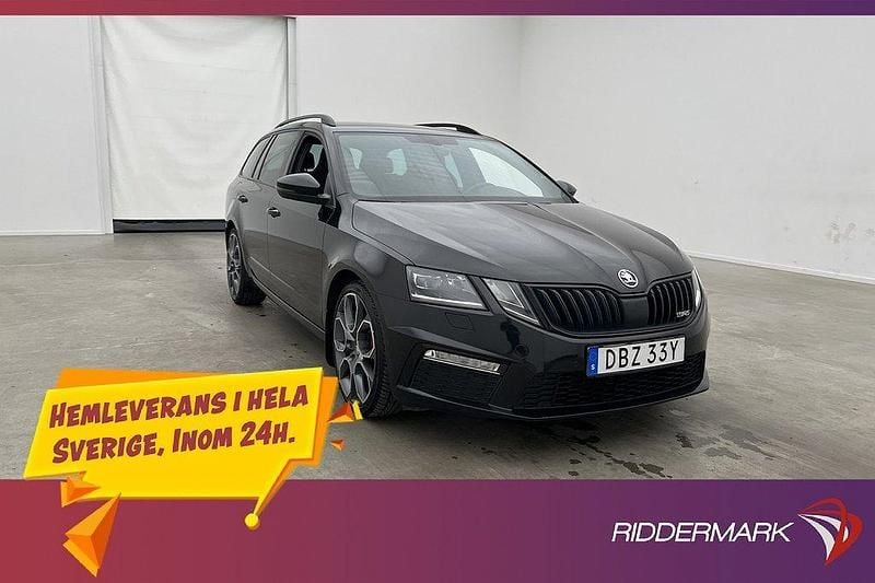 Svart Begagnad 2019 Skoda Octavia RS Kombi | 244 900 kr (Marknadspris) - Bild 1/3