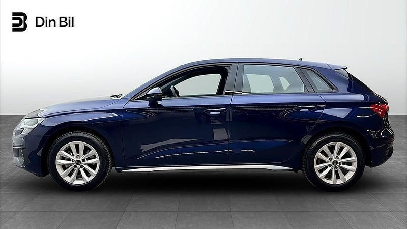 Begagnad Audi A3 Sportback Proline 150 HK (110 kW) 2022 Blå Halvkombi