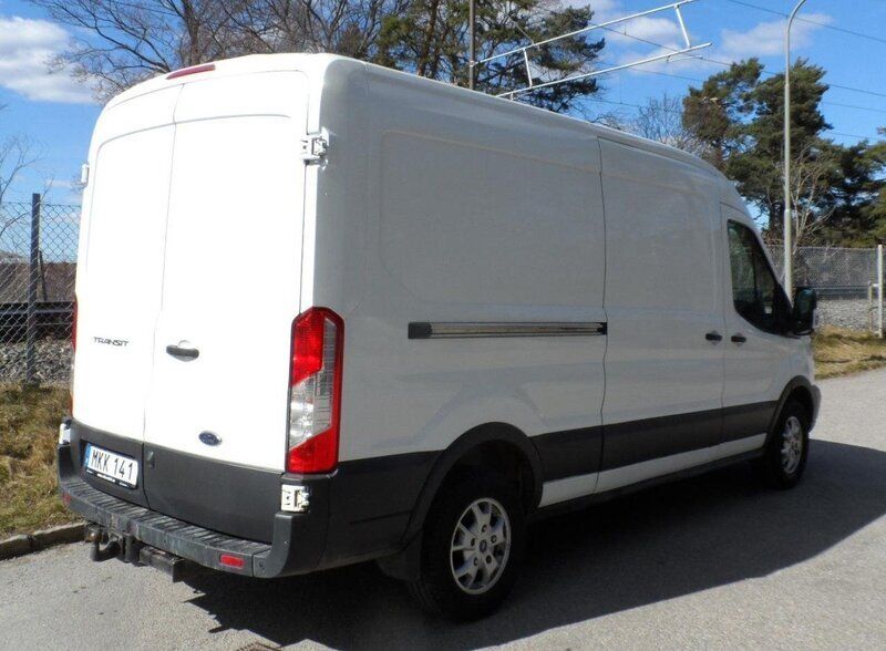 Begagnad Ford Transit 155 HK (114 kW) 2014 Vit Minibuss