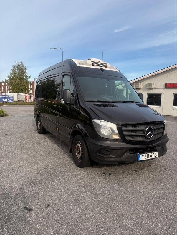Svart Begagnad 2018 Mercedes Sprinter Van | 140 000 kr - Bild 1/4