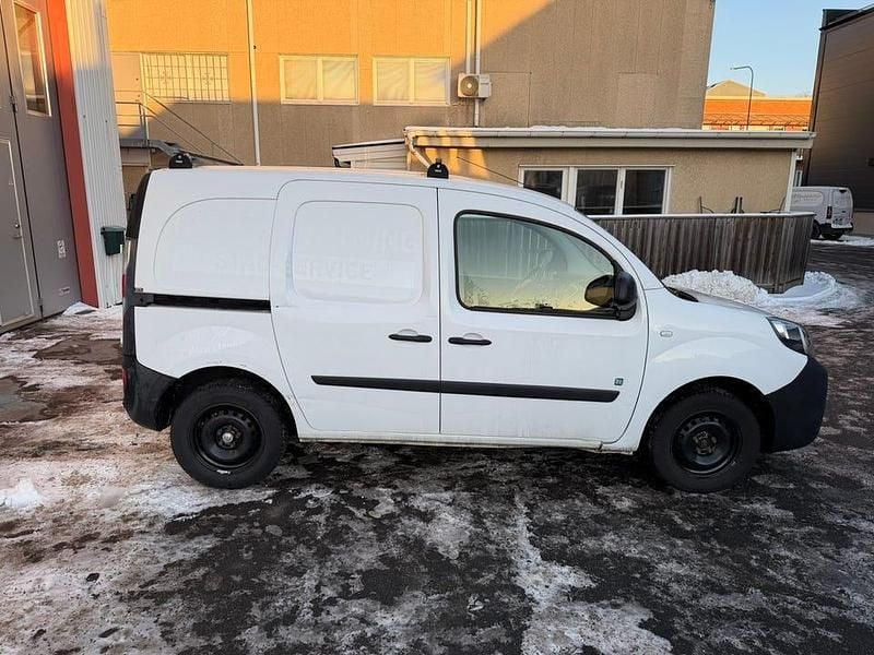 Begagnad Renault Kangoo 44 kW (60 HK) 2016 Minibuss