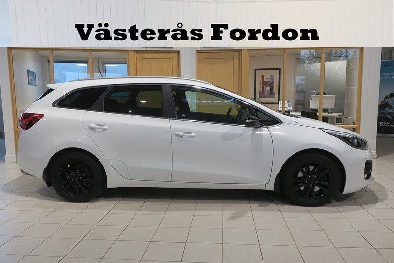 Vit Begagnad 2016 Kia Ceed GT-Line Kombi | 115 900 kr (Marknadspris) - Bild 1/4