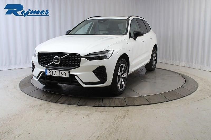 Vit Begagnad 2022 Volvo XC60 Plus SUV | 469 900 kr (Lite dyr) - Bild 1/4