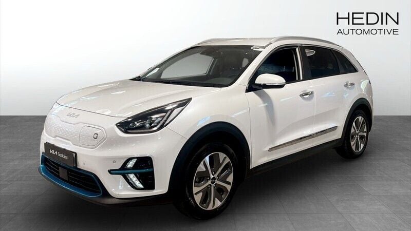 Vit (white) Begagnad 2022 Kia e-Niro Advance SUV | 279 900 kr (Marknadspris) - Bild 1/4