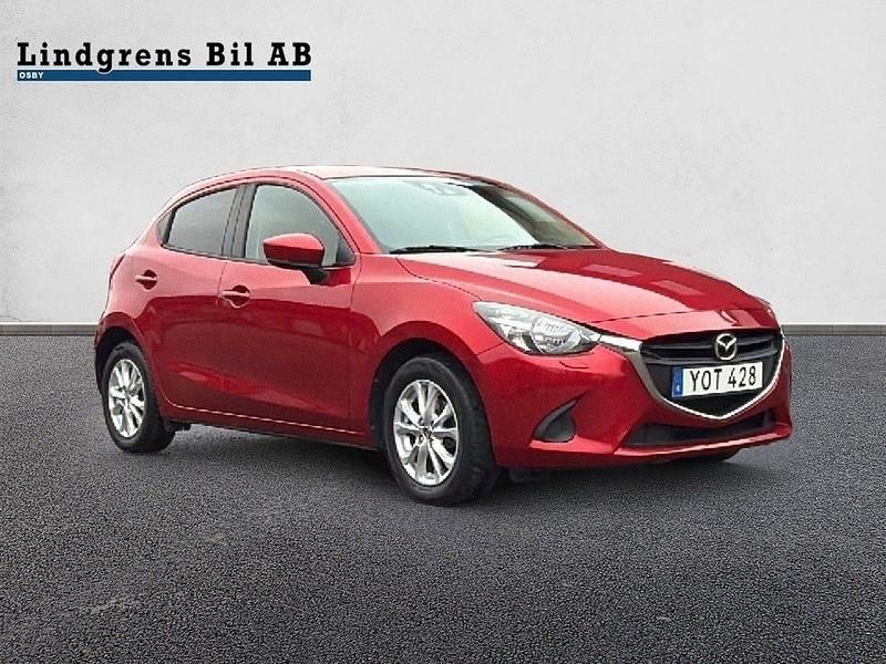 Röd Begagnad 2018 Mazda 2 Vision Halvkombi | 129 900 kr (Bra pris) - Bild 1/4