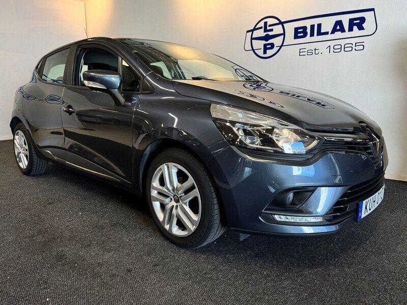 Grå Begagnad 2019 Renault Clio IV Zen Halvkombi | 105 000 kr (Marknadspris) - Bild 1/4