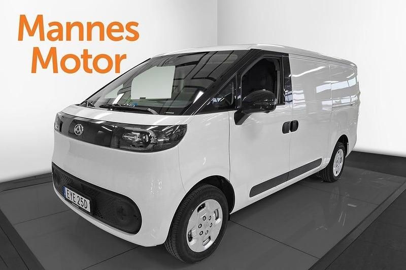 Vit Begagnad 2024 Maxus eDeliver 5 Van | 449 875 kr - Bild 1/4